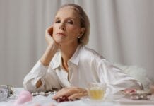 Wczesne objawy menopauzy po 40. roku życia: perimenopauza i pierwsze sygnały spadku estrogenów